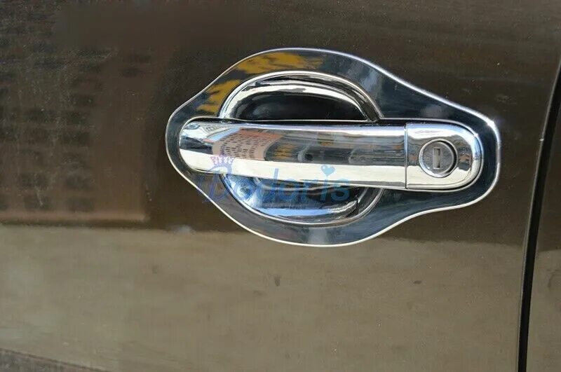 Накладки под ручки дверей автомобиля Фольксваген Тигуан 1. Накладки на дверные ручки Фольксваген Тигуан 2012г. Накладка под ручки дверей VW Tiguan 2009-. Накладки на дверные ручки Фольксваген Тигуан 2011г.