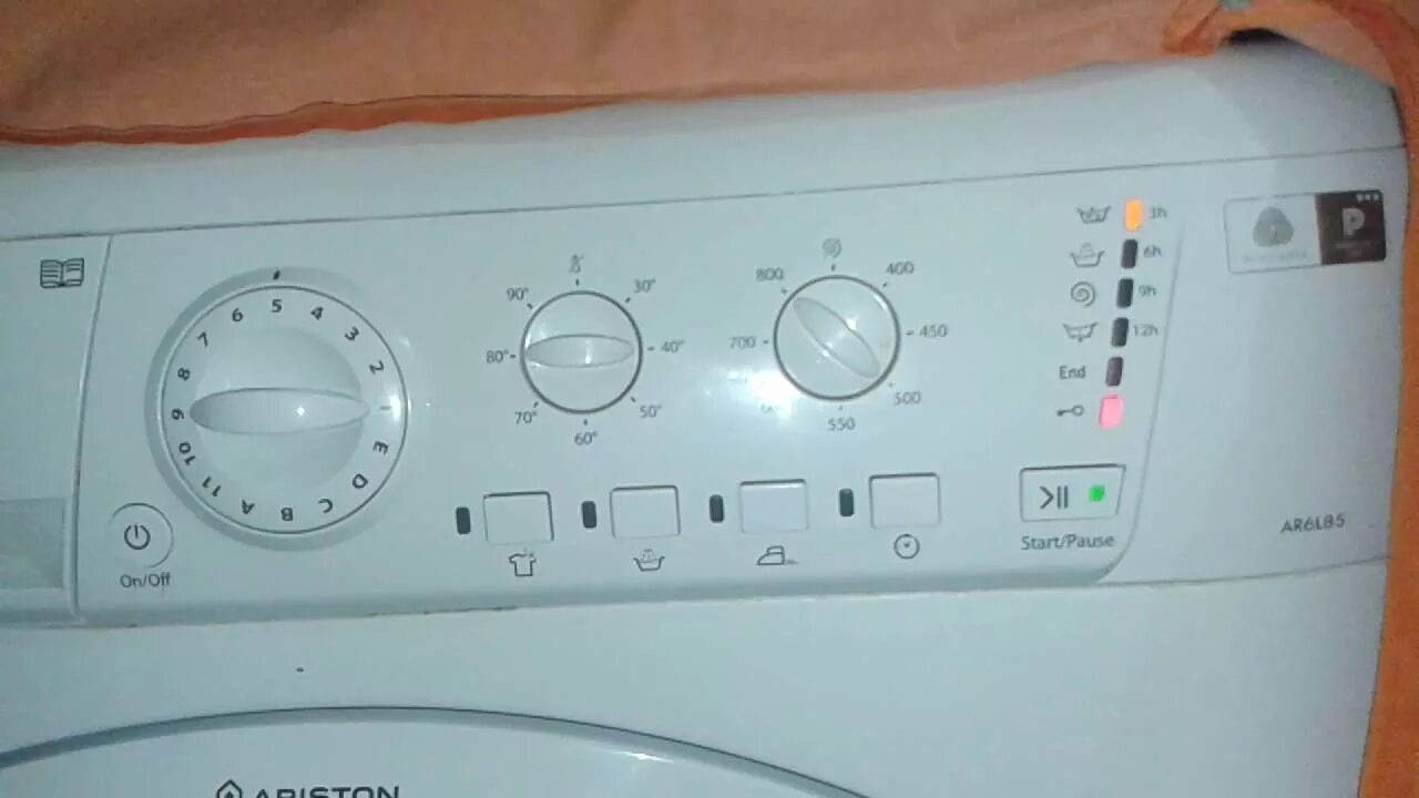 Hotpoint ariston 85. Аристон ARSL 100. Стиральная машина Аристон ar6l85. Аристон 109 стиральная машина. Стиральная машина Хотпоинт ARSL 85.