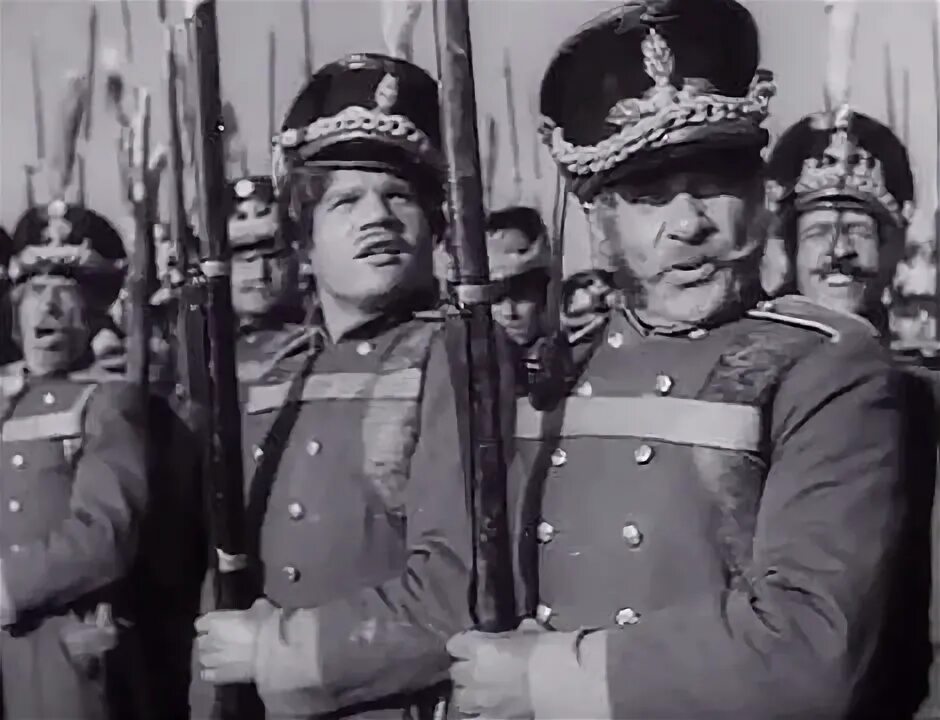 Фильм кутузов 1944. Кутузов фильм 1943. Фильм кутузов 1944. Кутузов 1943 фильм багратион. Кутузов фильм 1943 кадры битвы.