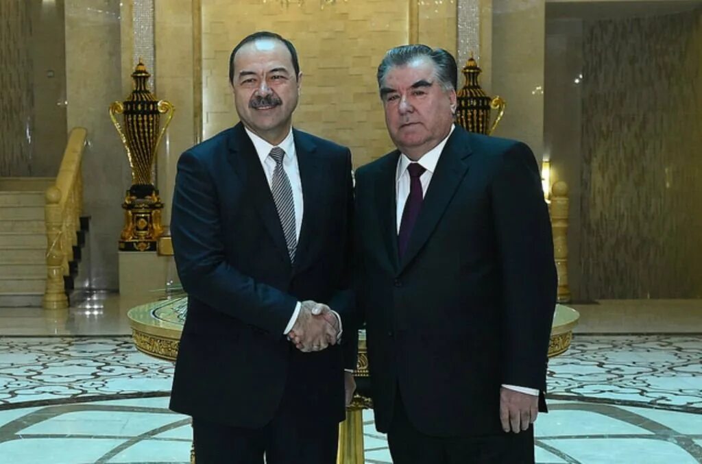 Богатые таджики. Абдулла Арипов. Абдулла Арипов премьер. Абдулла Арипов премьер-министр Узбекистана фото. Арипов и Рахмон.