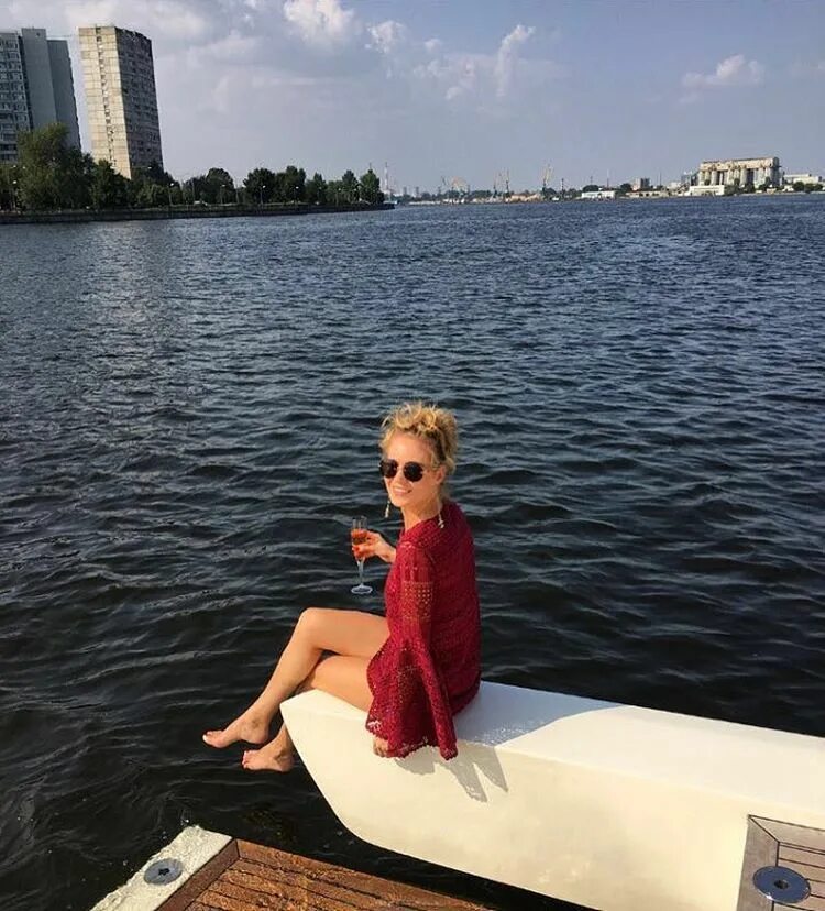Ионова глюкоза. Глюкоза дзен проверка простоты. Наташа ионова. Глюкоза дзен проверка простоты. Глюкоза певица йога.