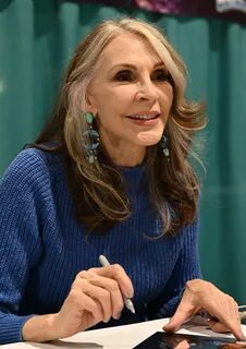 Gates McFadden (52807938255).jpg. 