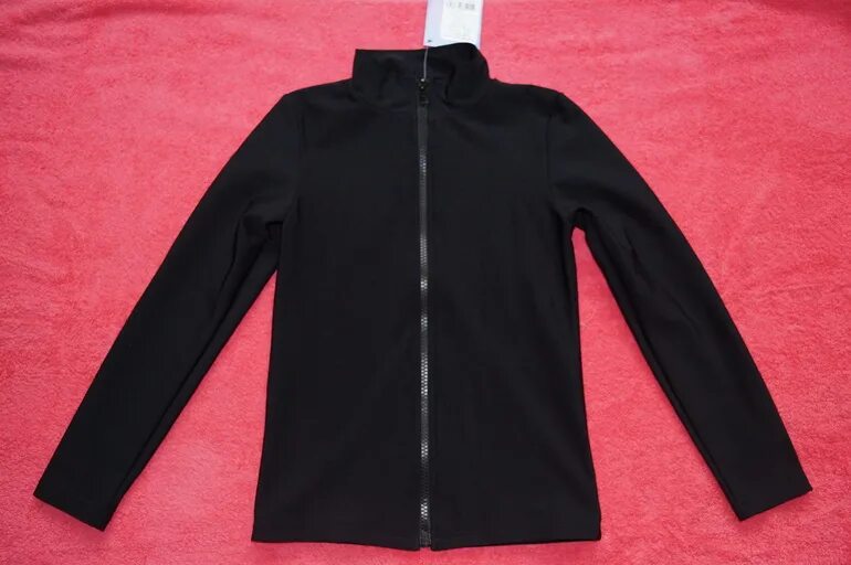 Красная кофта 90 годов. Кашемир кофта. Кофта авито ладонь. Натали толстовка 1610. Кружевная блузка авито 50 р.