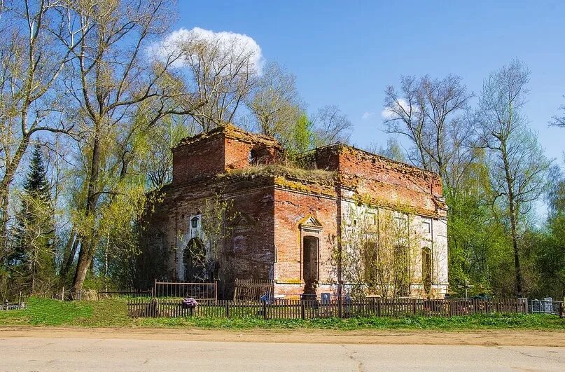 Достопримечательности вожгалы. Село кырмыж воскресенская церковь. Церковь спаса преображения. Погода вожгалы. Поселок вожгалы.