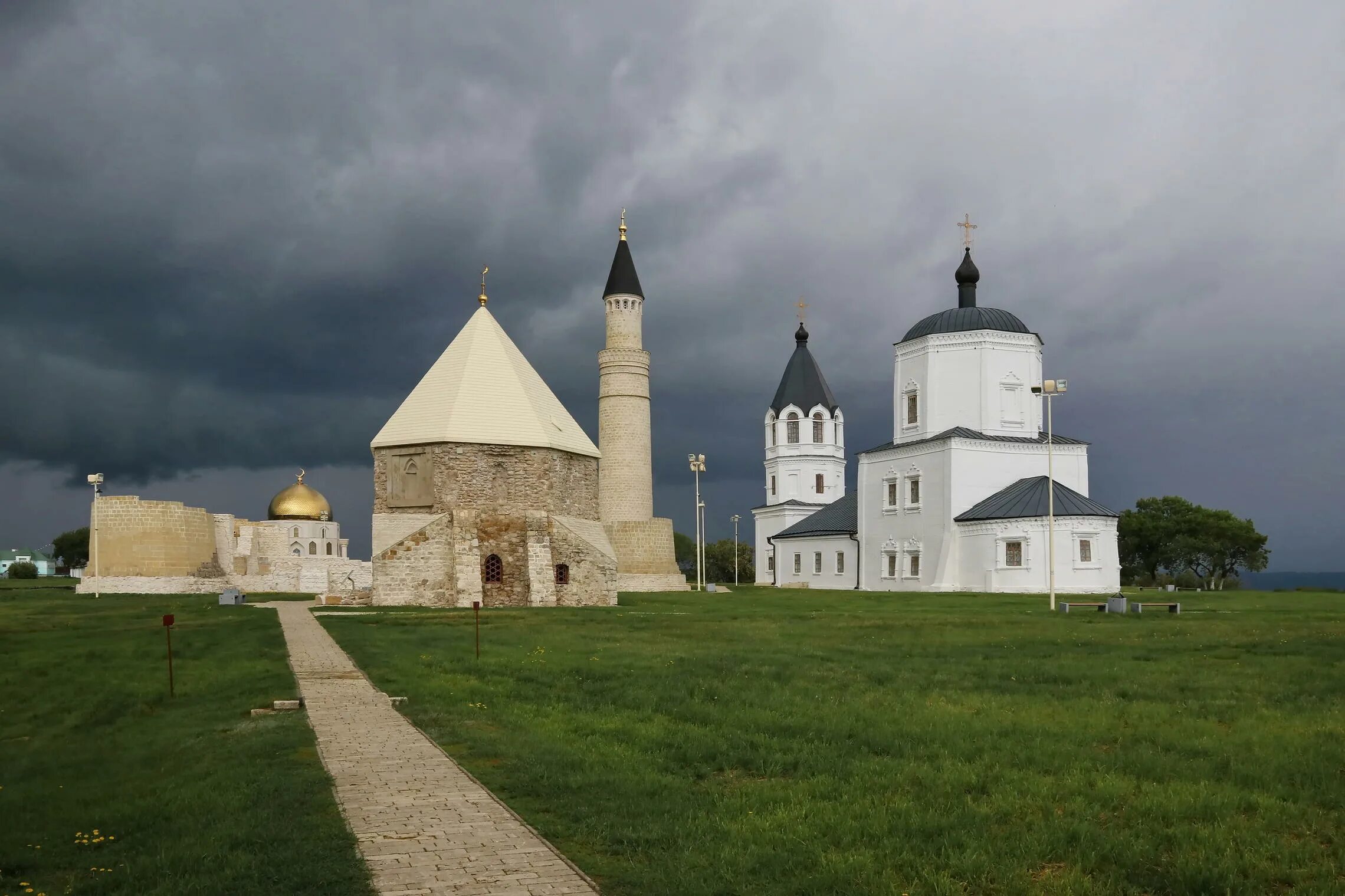 История булгар. Город Болгар Волжская Булгария. Волжские булгары это болгары. Болгар столица Волжской Булгарии. Город золотой орды Болгар.