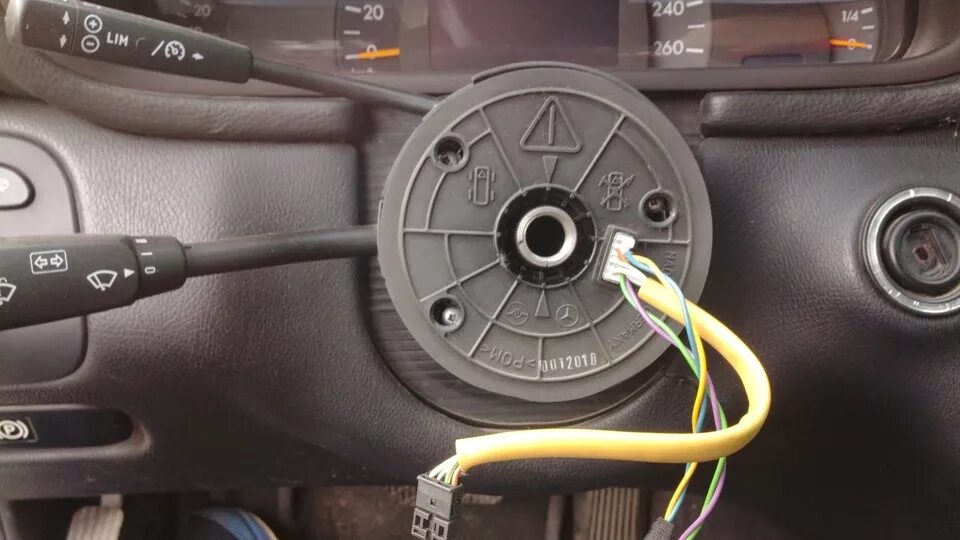 Как снять руль мерседес спринтер Салон. Часть 1 перетяжка руля Mercedes-Benz E-class (W210), 2,4 л, 1999 года