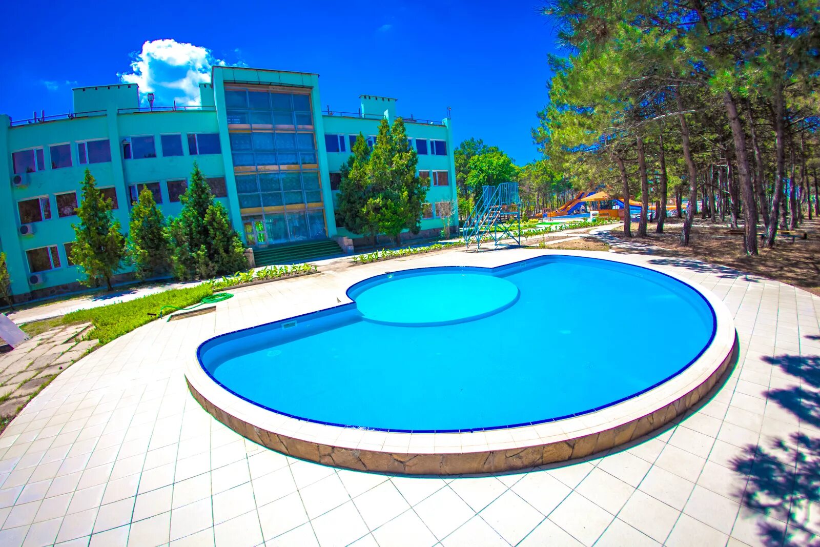 крымский лагерь мандарин. лагерь мандарин в крыму. крымский лагерь мандарин. лагерь мандарин. лагерь мандарин песчаное.