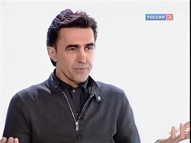 Белая студия дипак. Белая студия дипак