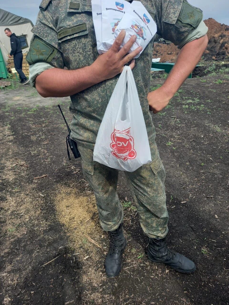 Рассказ добровольца сво. Волонтеры помогают солдатам. В поддержку наших солдат. Воронеж добровольцы на сво.