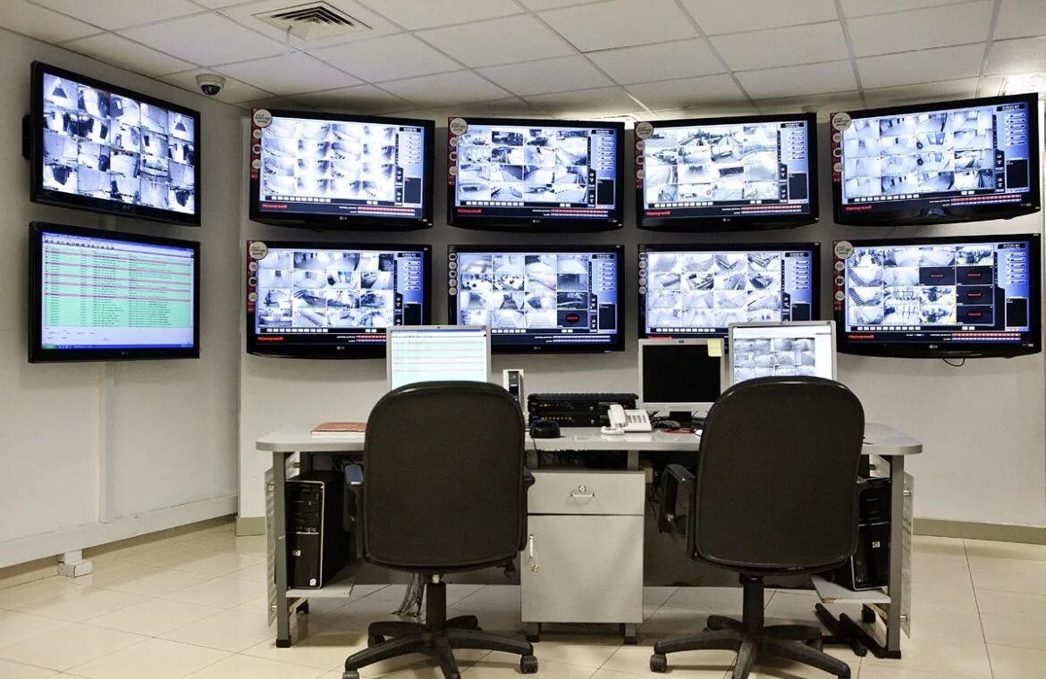 Современный мониторинг. Мониторинговый центр. Система видеомониторинга. Центр видеонаблюдения. Мониторинговый центр видеонаблюдения.