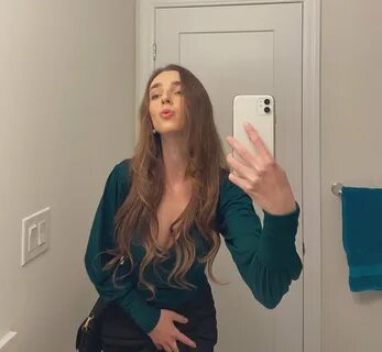 🔥 annabisoux - 5 replies. , Redheads, Crochet Top, Crop Tops, Instagram, W...