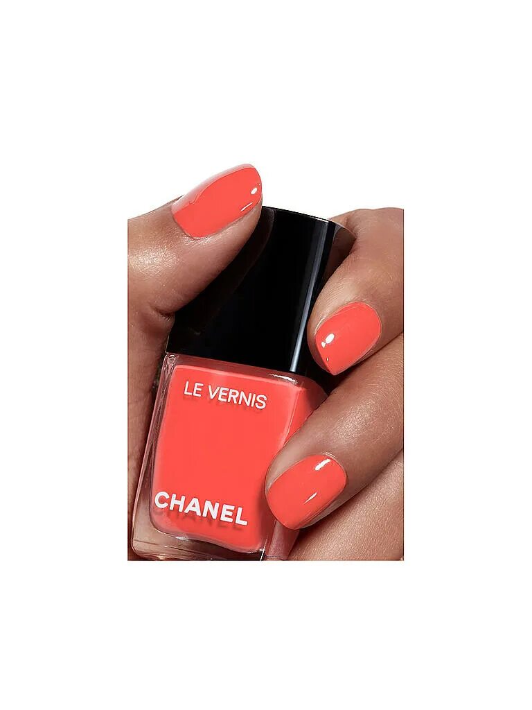 Шанель лак 111 балерина. Chanel лак для ногтей ballerina. Le vernis 593 лак chanel. Chanel le vernis. Шанель лак 111 балерина.