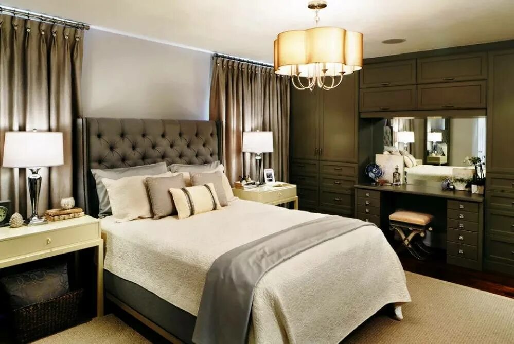 Спальня интерьер 2020 15кв м. Маленькая спальня. Интерьер спальни. Идеи спальной комнаты. Идеи спальной комнаты.