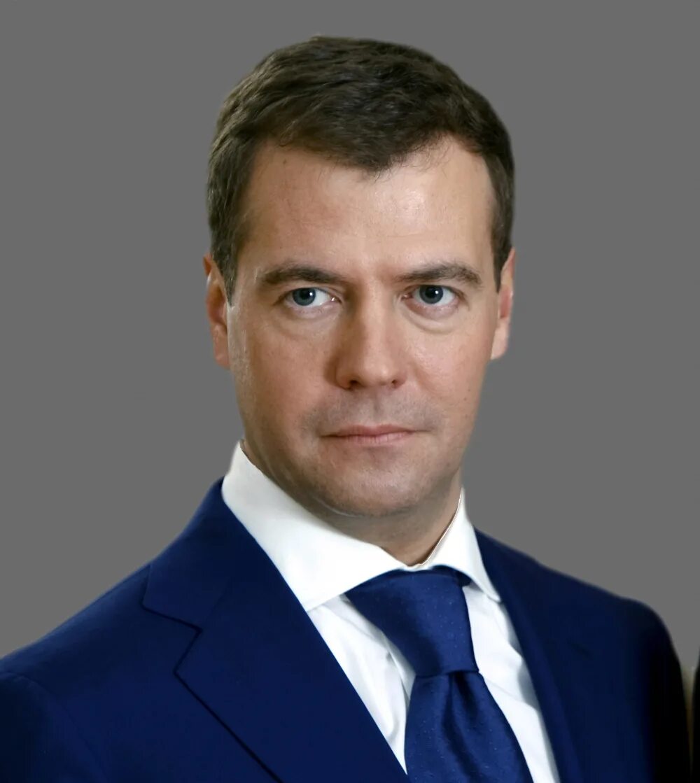 Сколько лет дмитрию медведеву в 2025