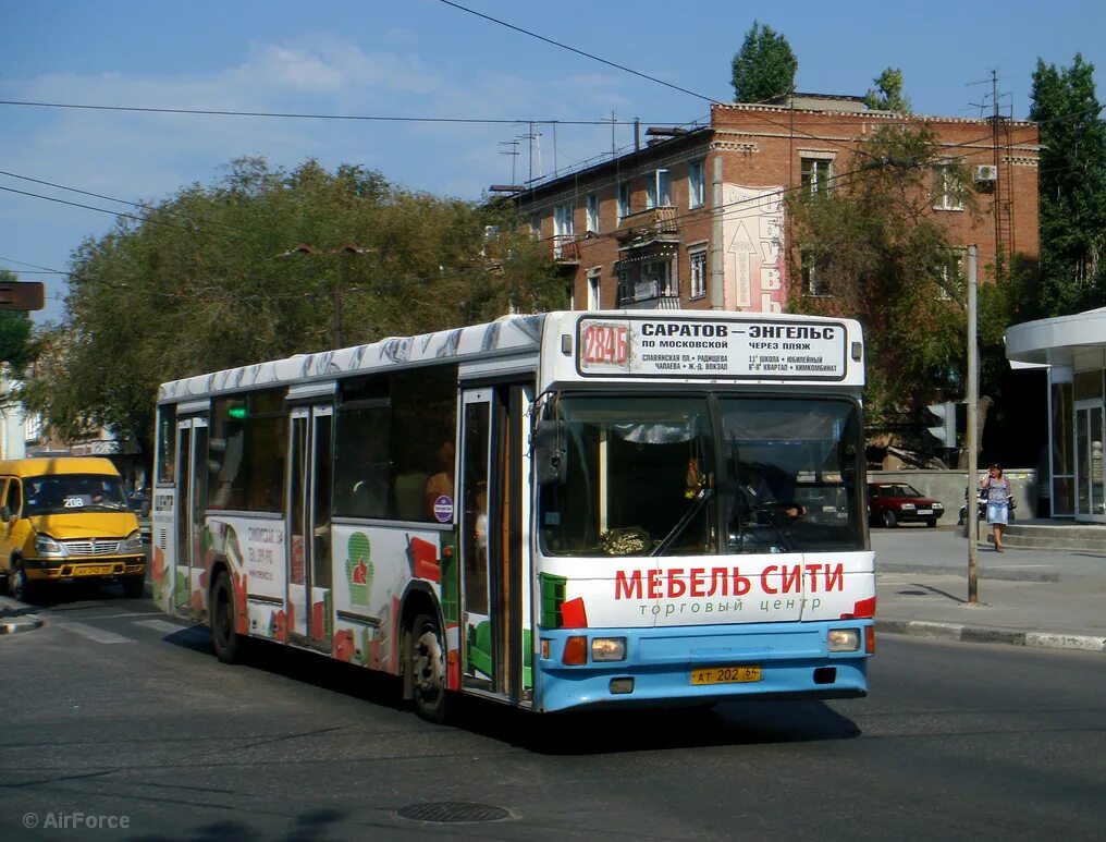 Сколько автобусов в саратове