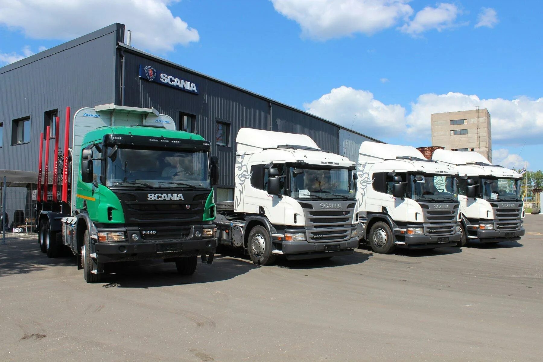 Скания p440 на автомате. Скания тверь. Scania r500 траско. Скания 124l 6х2 сцепка. Скания тягач траско.