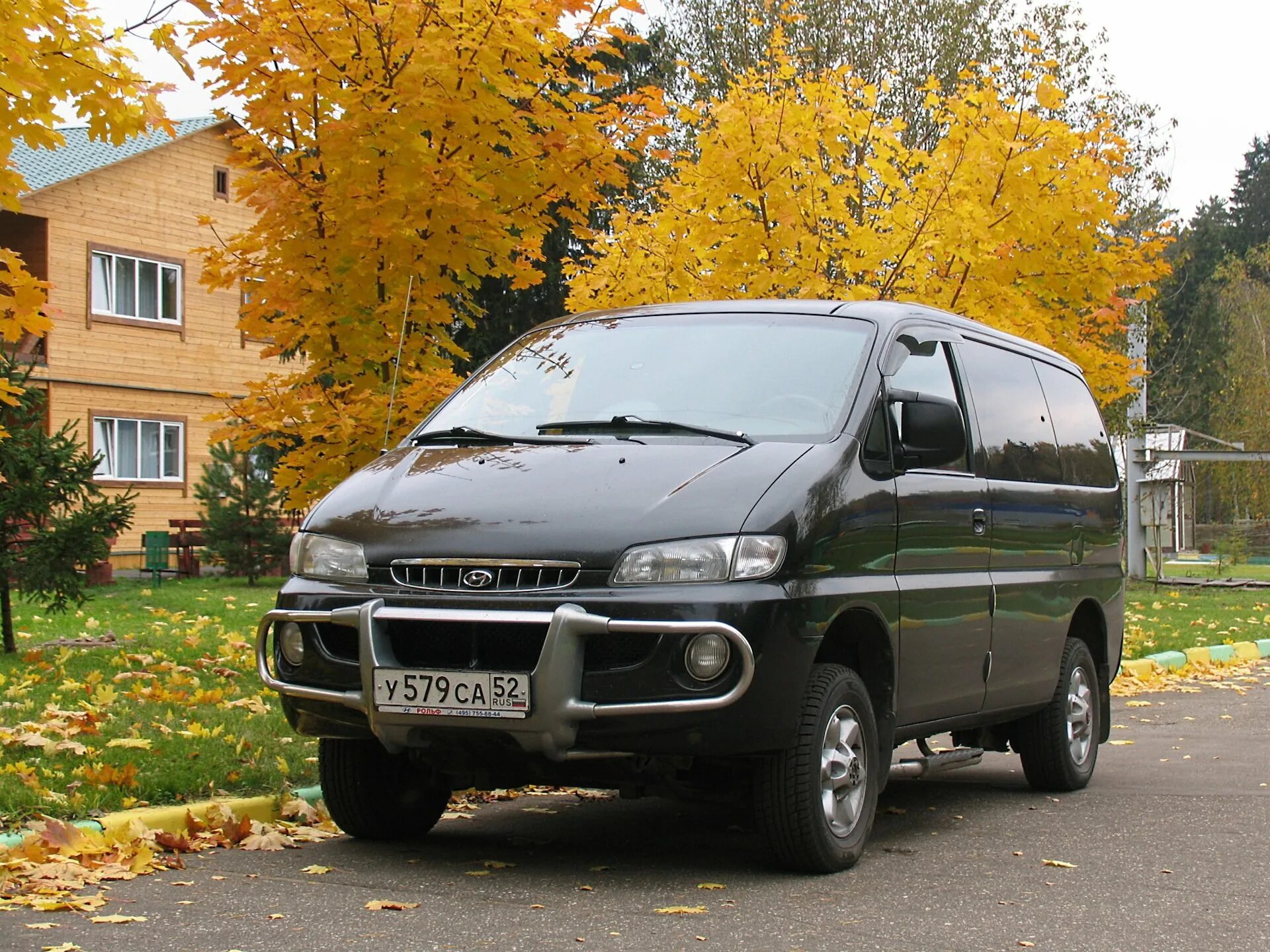 Хендай старекс полный привод купить. Hyundai Starex 4x4. Hyundai Starex 4wd 2002. Hyundai Starex 2000 4x4. Hyundai h1 Starex 4x4.