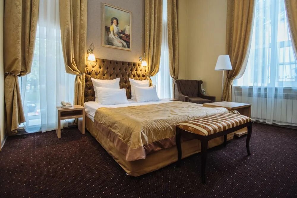 Отели ярославля в центре города с завтраком. Отели ярославля в центре города с завтраком. Отели ярославля в центре города с завтраком. Ярославль гостиница подворье номера. Ярославль parade hotel.