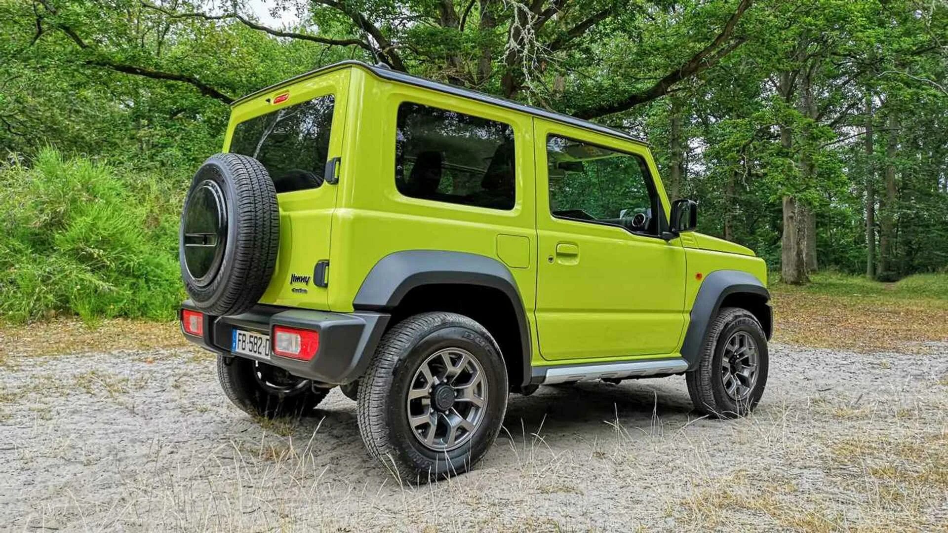 Suzuki Jimny 2023. Сузуки Джимни 2019. Suzuki Jimny 2022. Новый Сузуки Джимни 2023.