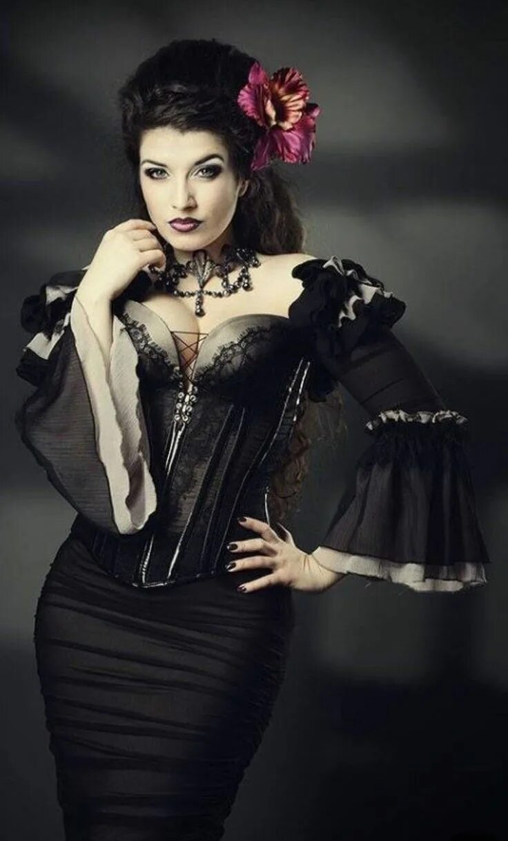 Лщау дф уыьукфдвф. La esmeralda модель. La esmeralda самарканд. Девушка в готическом стиле. La esmeralda.