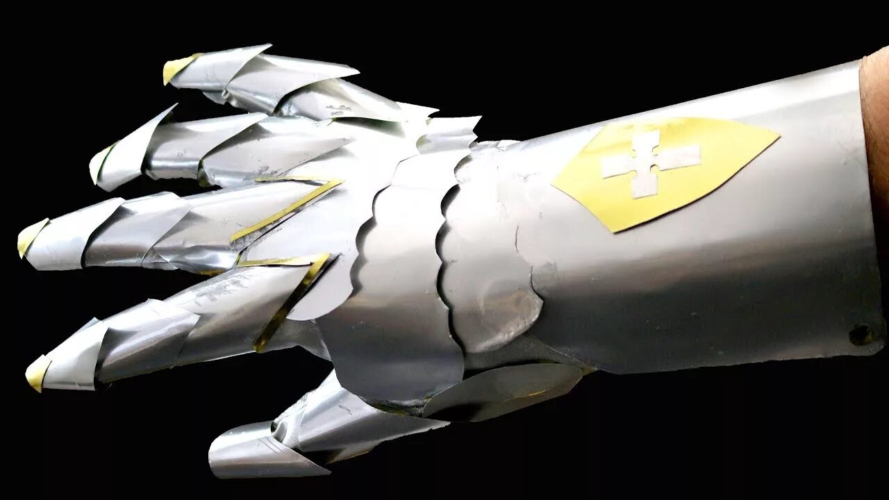 Перчатки из бумаги. Как сделать перчатки из бумаги. Рука железного человека из картона. Перчатка железного человека пепакура. Как сделать перчатки из бумаги.
