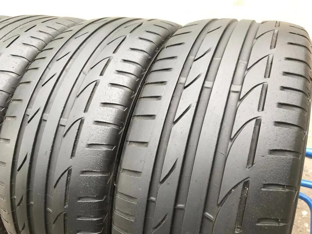 Bridgestone r17 лето. Бриджстоун Потенза s001. Резина Bridgestone potenza s001. Бриджстоун 245/40/18. Bridgestone 235/55 r17.