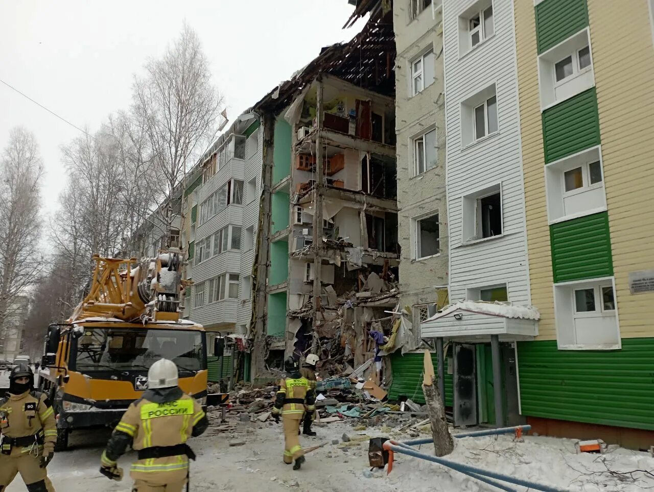 После взрыва в жилом доме. Взрыв газа в Нижневартовске 4 декабря. Взрыв дома. Взрыв бытового газа.