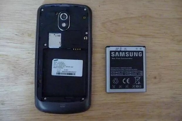Можно ли заменить несъемный аккумулятор. Несъемный аккумулятор в смартфоне. акб мобильник несъемный. несъемная батарея. телефон с несъемным аккумулятором.