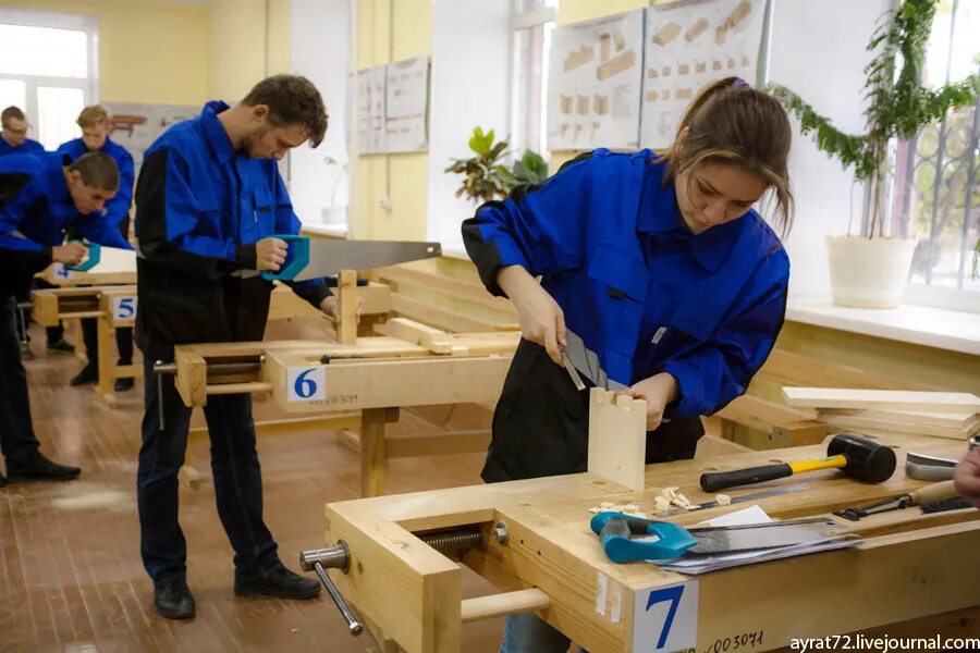 Колледж столяр. Колледж столяр