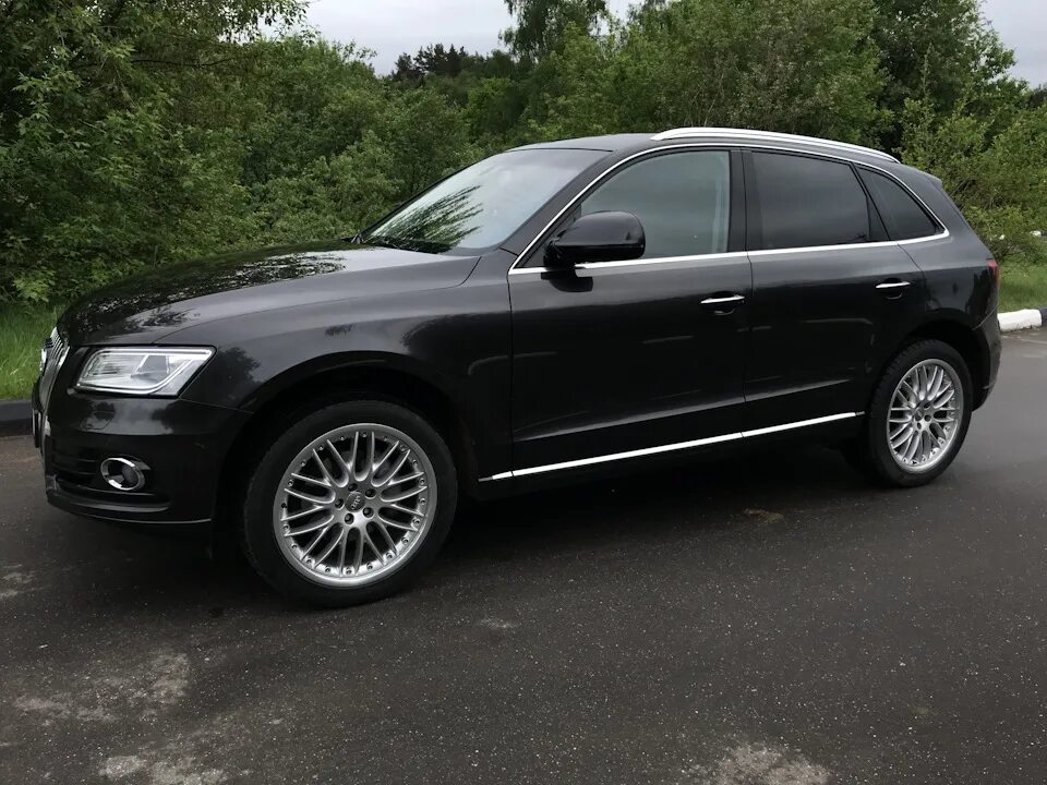 Диски ауди q5. Audi q5 r20. audi q5 r18. audi q5 2015 r20. диски ауди q5 r20.