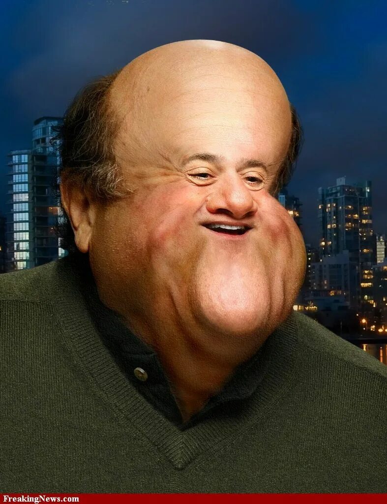 Большая голова и крупное лицо. Джона хилл с бородой. Очень маленькое лицо. Большая голова и крупное лицо. Большая голова и крупное лицо.