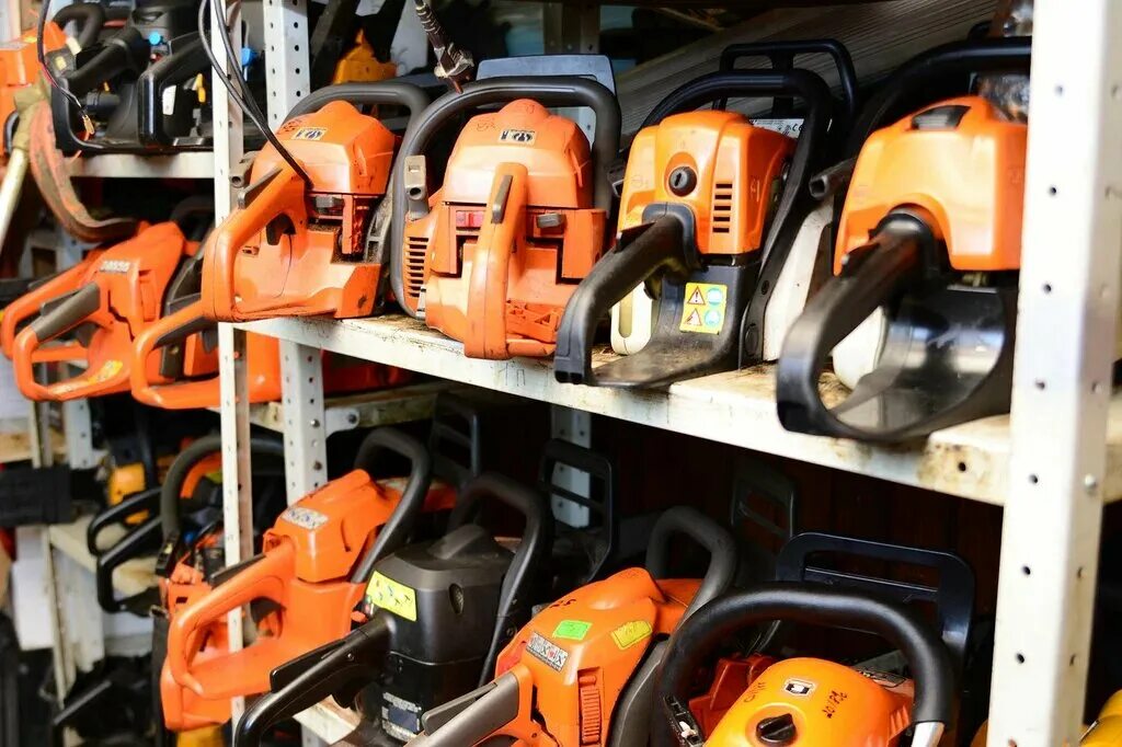 Stihl 170. техника хускварна. бензопила 180 штиль. сервисный центр бензоинструмента. ремонт бензоинструмента.