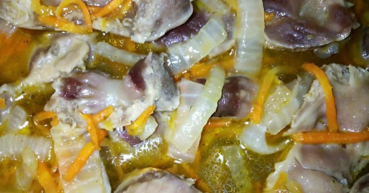 Желудки под майонезом. Куриные желудки запеченные в духовке. Жареные куриные желудки в соевом соусе. Тушеные куриные желудки. Желудочки куриные жареные.