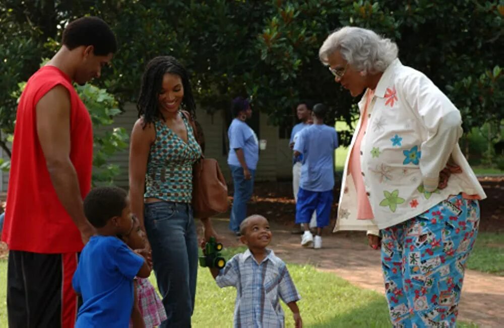 Rhonda s rockin family reunion. Reunion семья. Rodney kendrick. Мать дуэйна джонсона. Воссоединение семьи мэдеи.