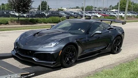 Corvette zr1 black