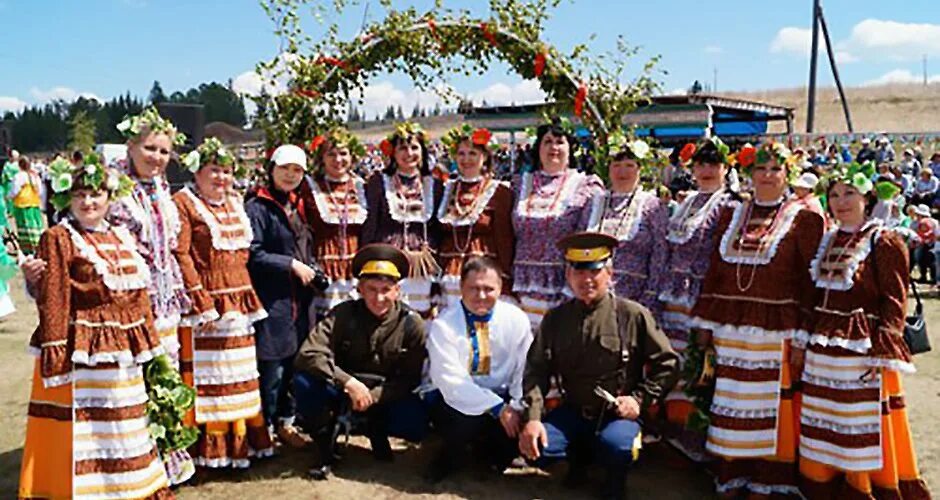 Бурятские казаки. Фестиваль казачье раздолье. Ансамбль казачка боханский. Шахов казак иркутск. Казаки иркутск.