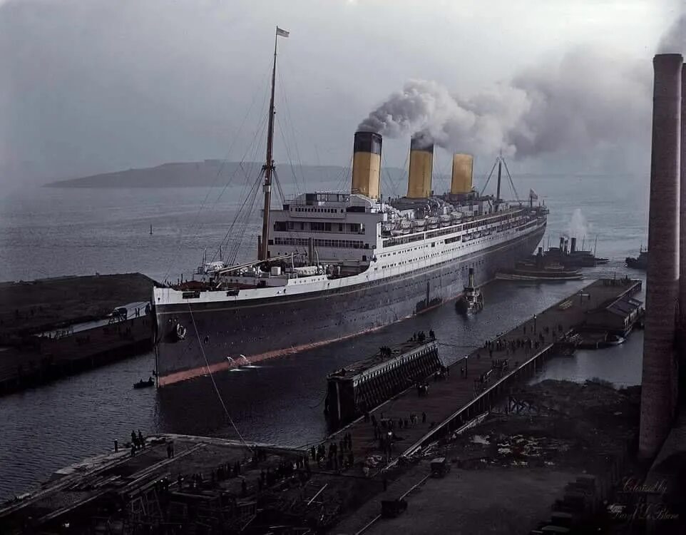 Пассажирский лайнер. Маджестик лайнер. Лайнер бисмарк. Diamond princess лайнер на белом фоне. "уайт стар лайн" – маджестик.