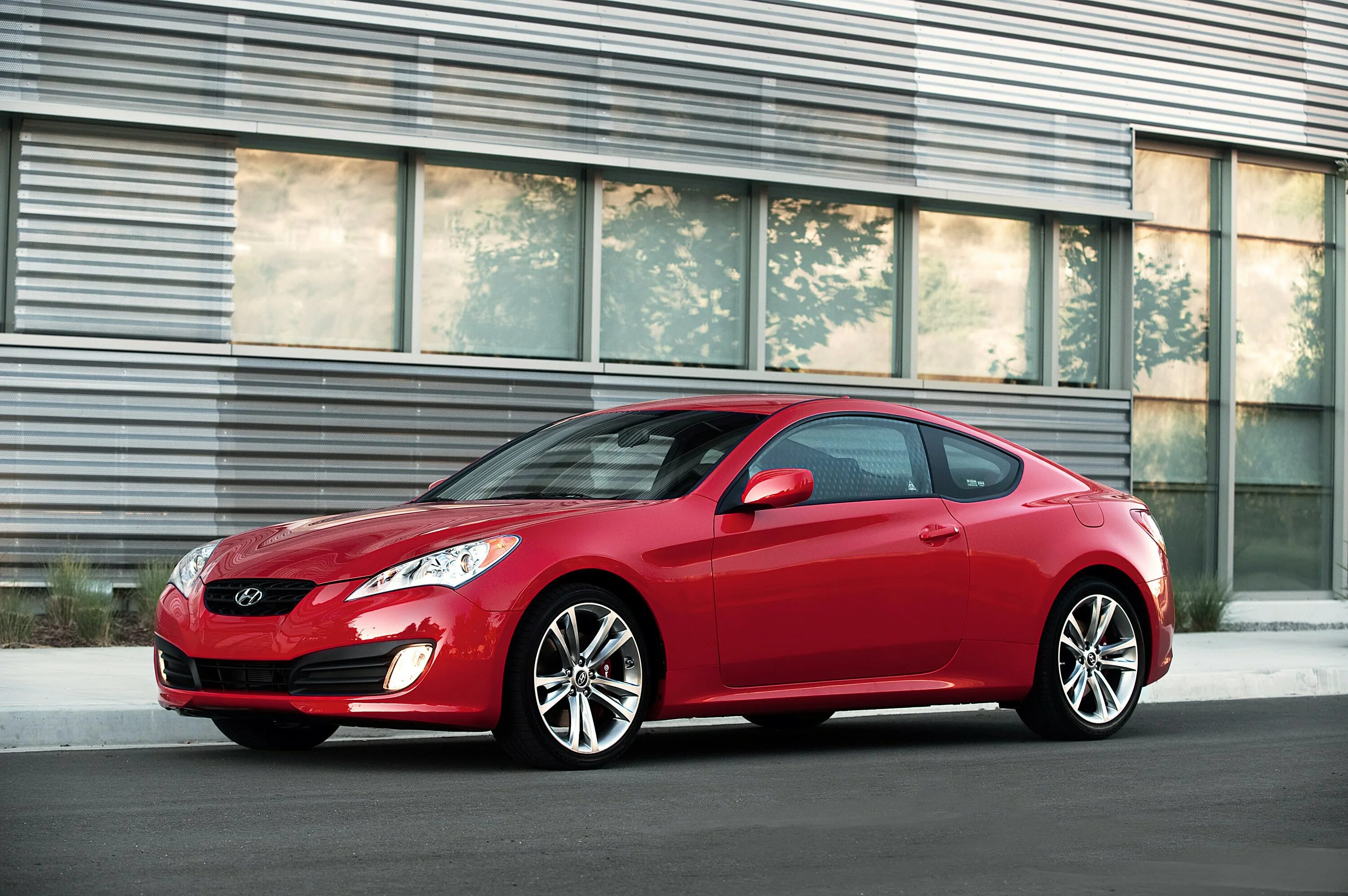 Hyundai Genesis Coupe. Hyundai Genesis Coupe 2. Hyundai Genesis Coupe 3.8. Hyundai Genesis Coupe i.