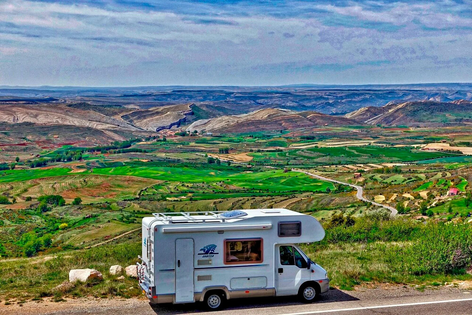 Тележка для поддонов. Путешествие на автодоме. Mercedes benz sprinter camper van. Путешествие на автодоме. Airstream basecamp 16.