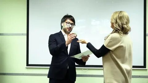 Под опытным руководством