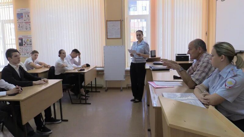 Гимназия сперанского ростов-на-дону. Юр гимназия 9 ростов на дону. Юридическая гимназия 9 ростов-на-дону. Сперанского гимназия ростов. Юридическая гимназия 9 ростов-на-дону.