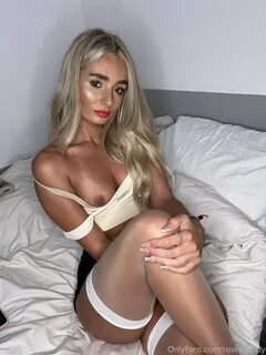 leakhive.com Rose Cassidy Onlyfans Nude Gallery Leaks.