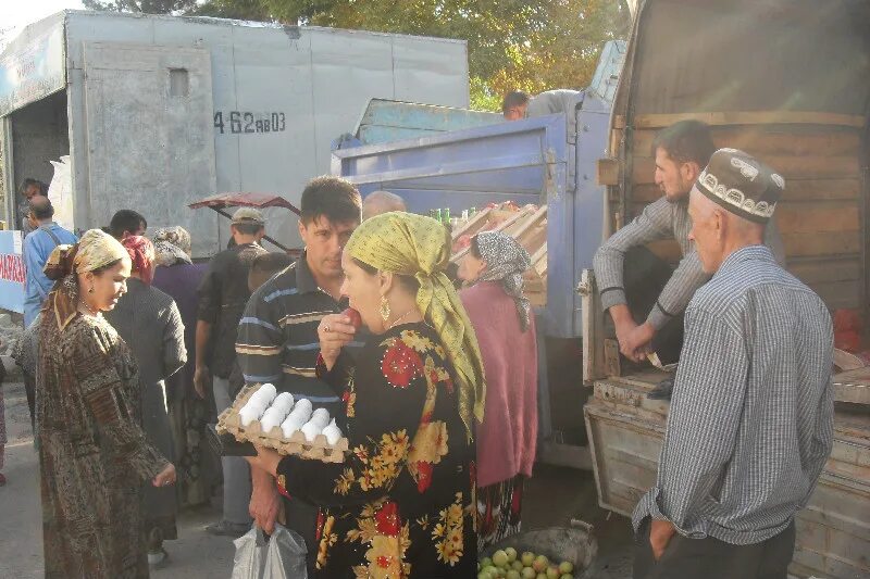 Таджикистан город Курган Тюбе. Парк Курган Тюбе. Хатлонская область город Курган Тюбе. Погода таджикистан курган неделя