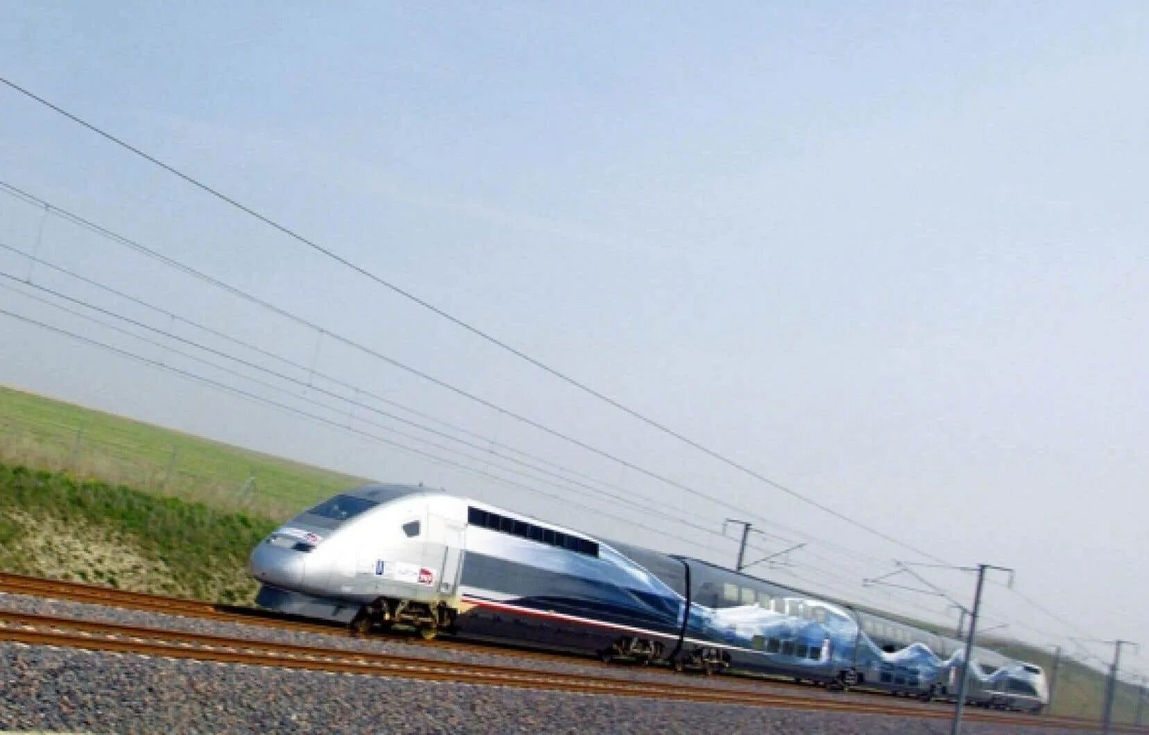TGV поезд 574км. Европейские высокоскоростные поезда. Скоростные поезда в Африке. Мировой рекорд скорости поезда. Поезд 300 км в час