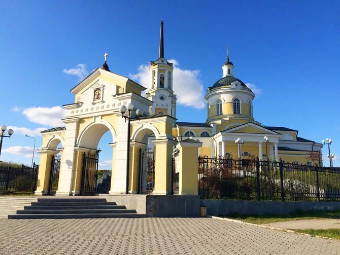 Бажова верхняя пышма. Церковь Успения Пресвятой Богородицы верхняя Пышма. Верхняя Пышма достопримечательности. Пышма достопримечательности. Екатеринбург верхняя Пышма в церкви.