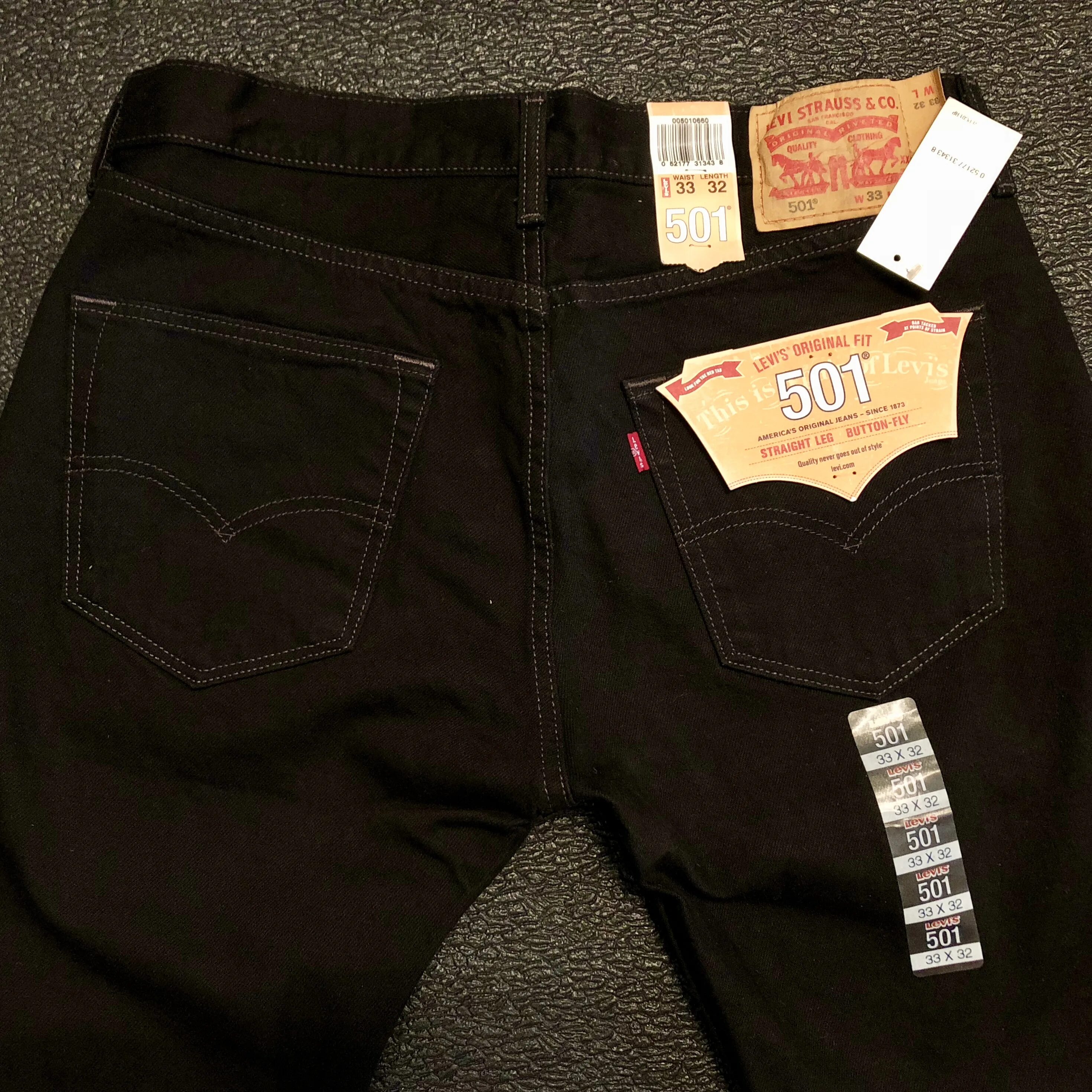 Levis 501 original. Левайс 501 черные. Джинсы Levis 501 черные. Levis Black 501 Original. Levis 501 мужские черные.