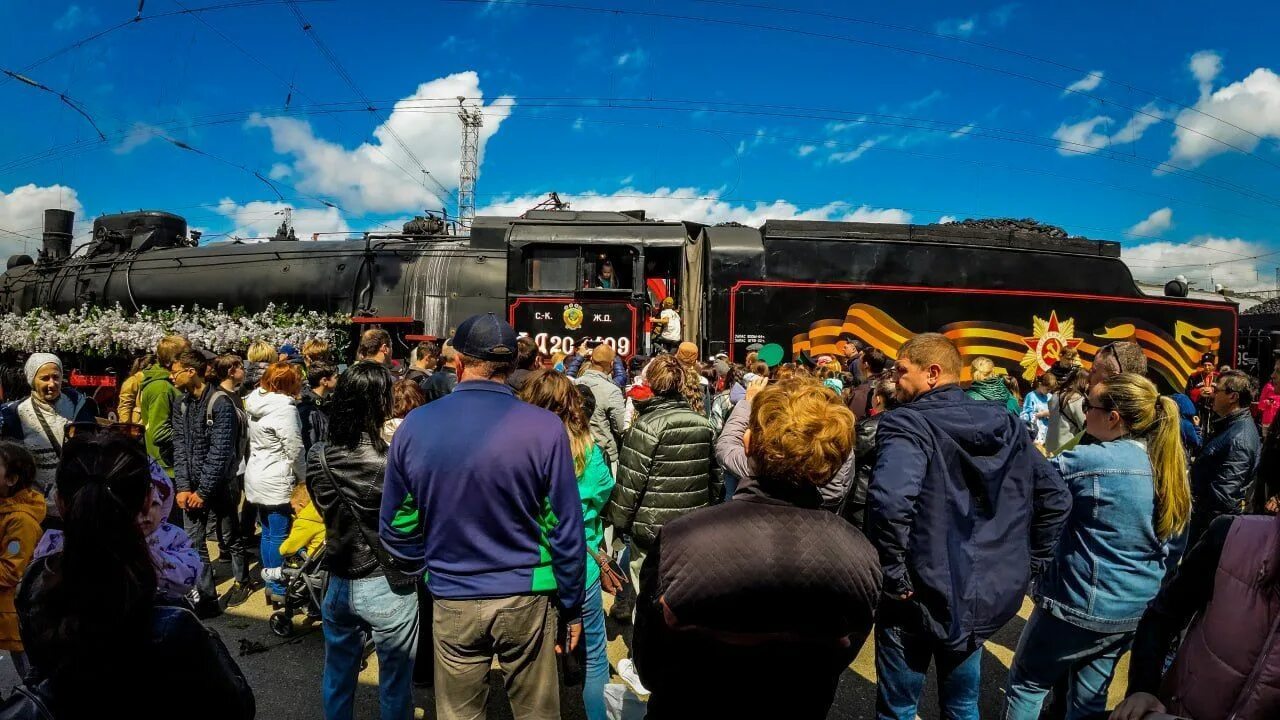 Поезд победы ставрополь билеты. Поезд Победы Невинномысск 2023. Ретро поезд 2023 Невинномысск. Ретро поезд. Ретро поезд победа.