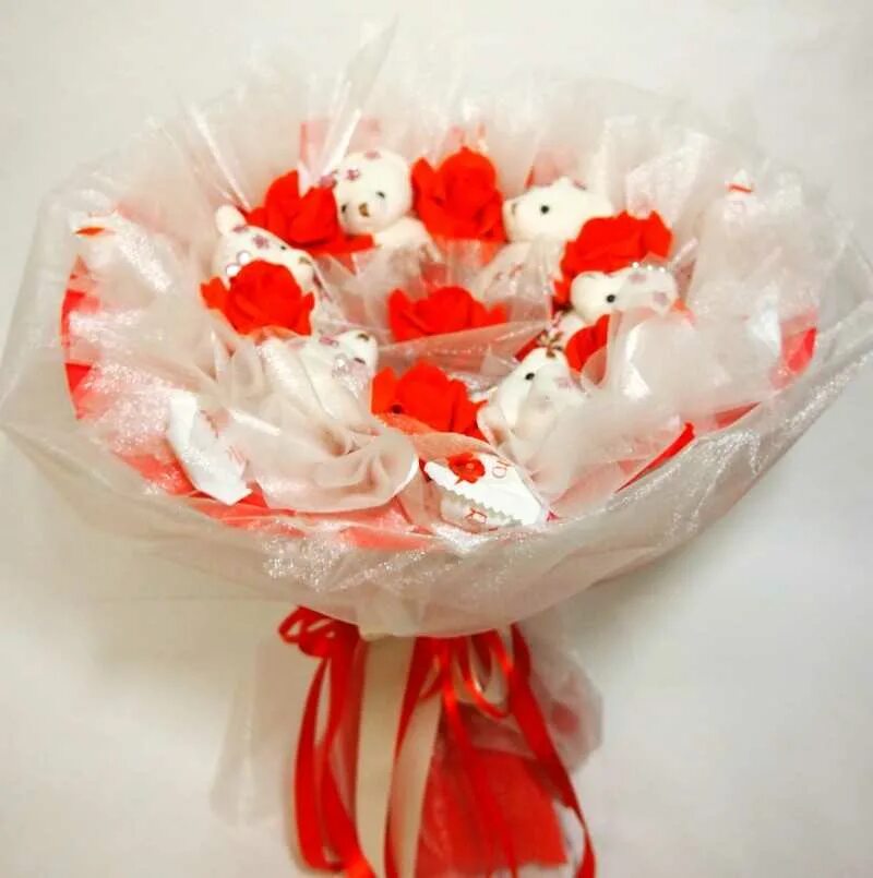 Сладкий букет с рафаэлло. Сладкий букет. Букет из рафаэлло. Букет из конфет рафаэлло своими руками пошаговое. Букет из рафаэлло своими руками пошаговое.