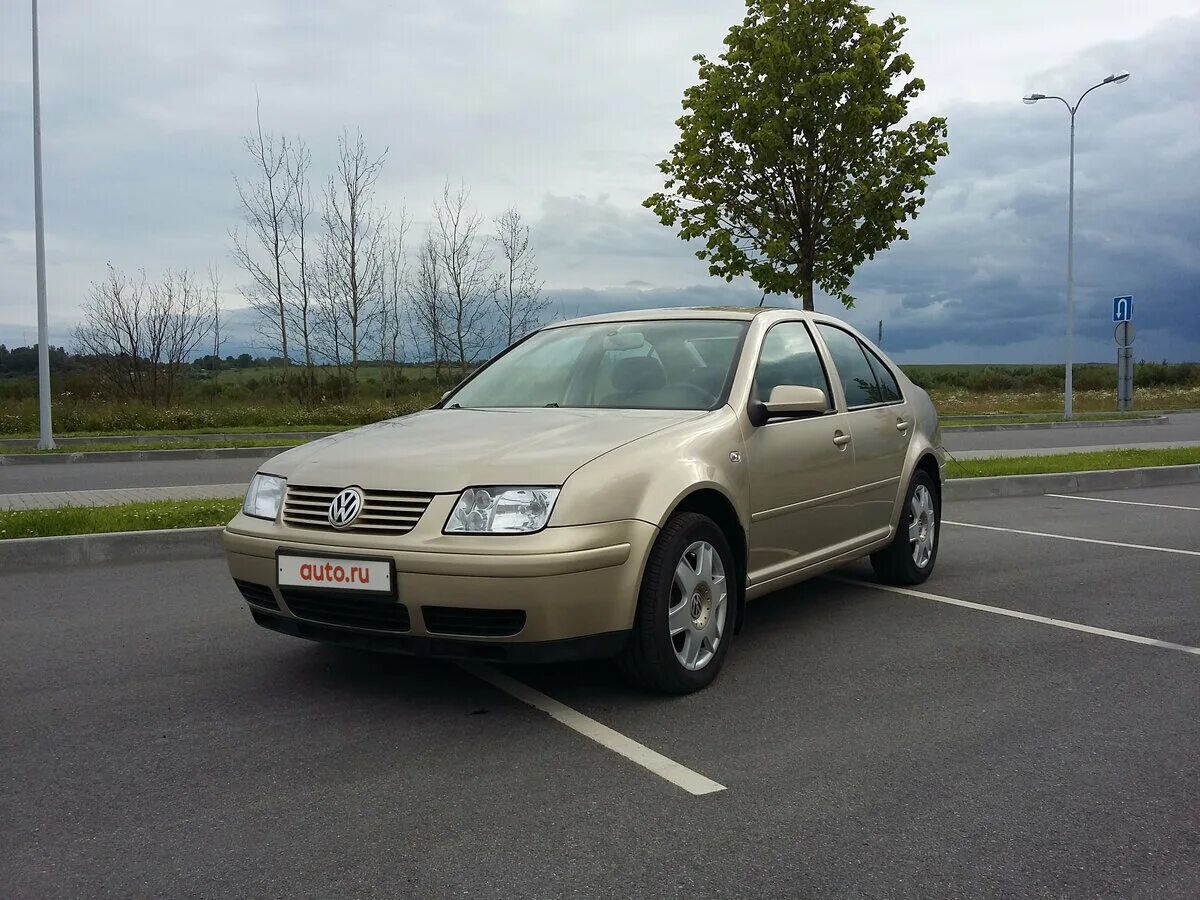 Volkswagen Bora 2001 года. Фольксваген Бора 1,6 2001. Фольксваген Бора 2001 седан. Volkswagen Bora 2001 1.6 универсал.