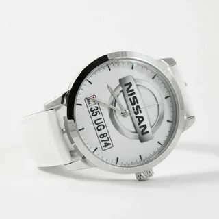 Часы nissan